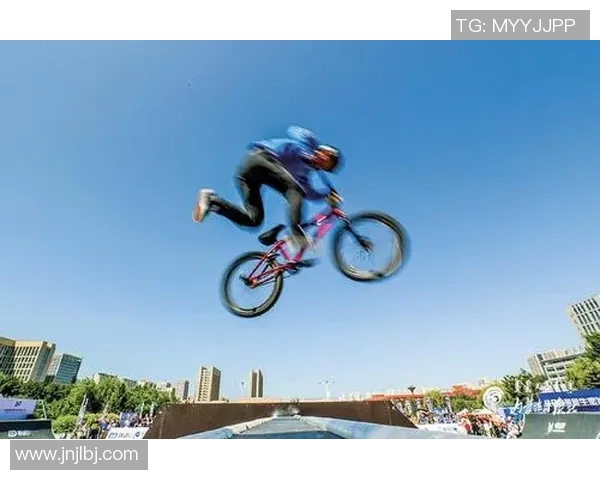 成都极限运动队实力解析：挑战极限展现青春激情与团队精神